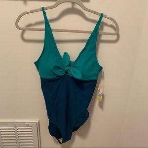 NWT Summersalt The Jetsetter tie front v-neck one piece swim